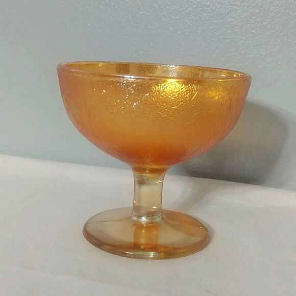 Vintage 1930s sherbet Jeannette Crackle Pattern in Marigold Perfect Condition - Picture 1 of 6